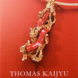 珊瑚のネックレス